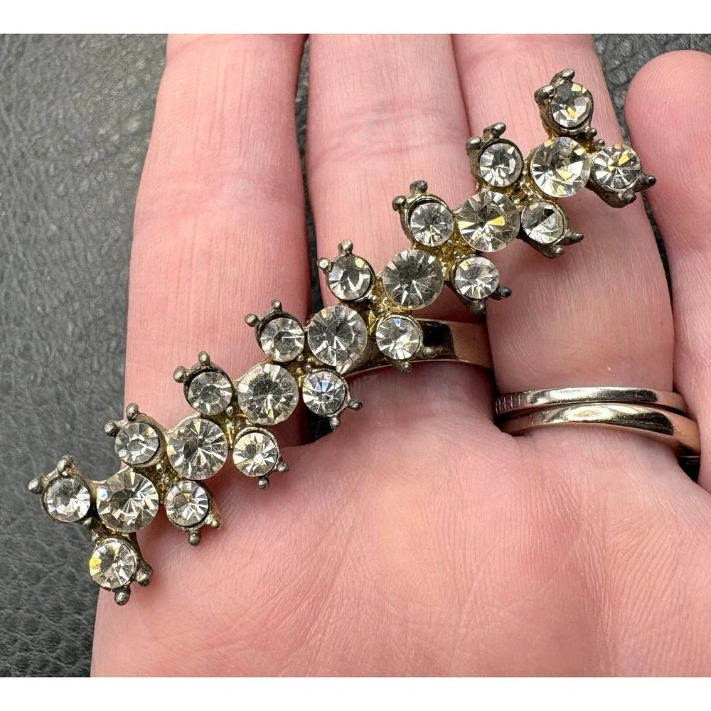 Vintage Old Art Deco Pot Metal Rhinestone Bar Brooch Silver Tone